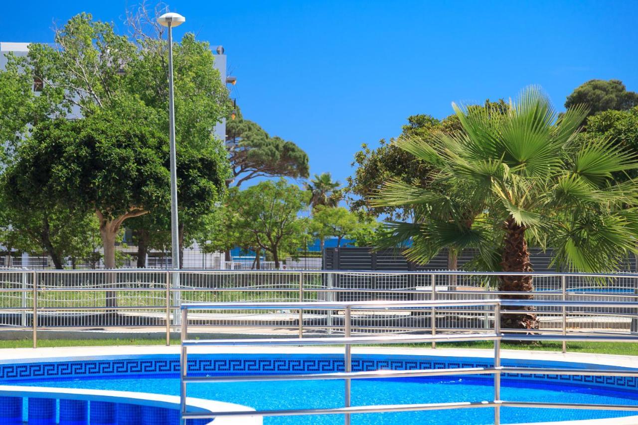 Uhc Mar Augusta Family Complex Apartment Cambrils Exterior foto